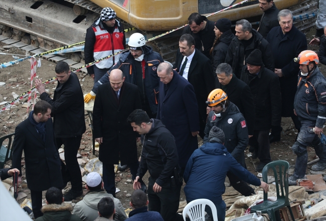 Cumhurbaşkanı Erdoğan yaralıları ziyaret etti